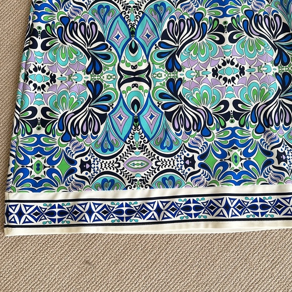 Summer dress - Picture 3 of 4